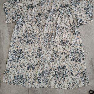 Maurices Floral 1XL Shawl Coverlet Top